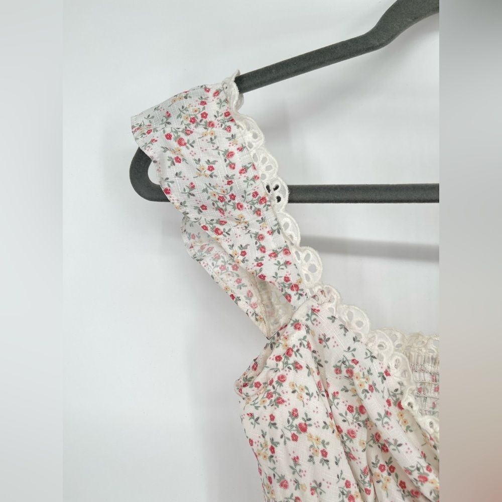 Princess Polly Floral Smocked Linen Blend Keyhole Top Size 4 - Picture 4 of 6